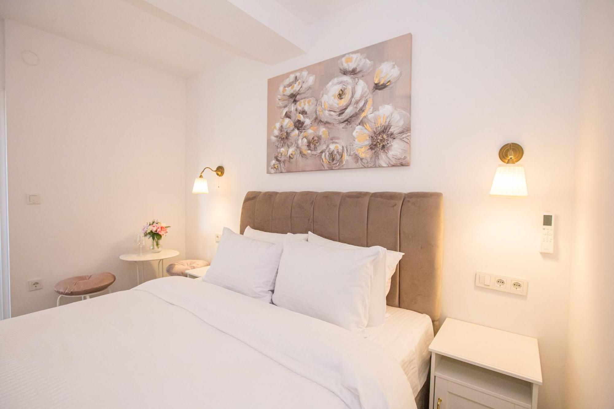 Mind Apartment And Rooms Porec Exterior photo