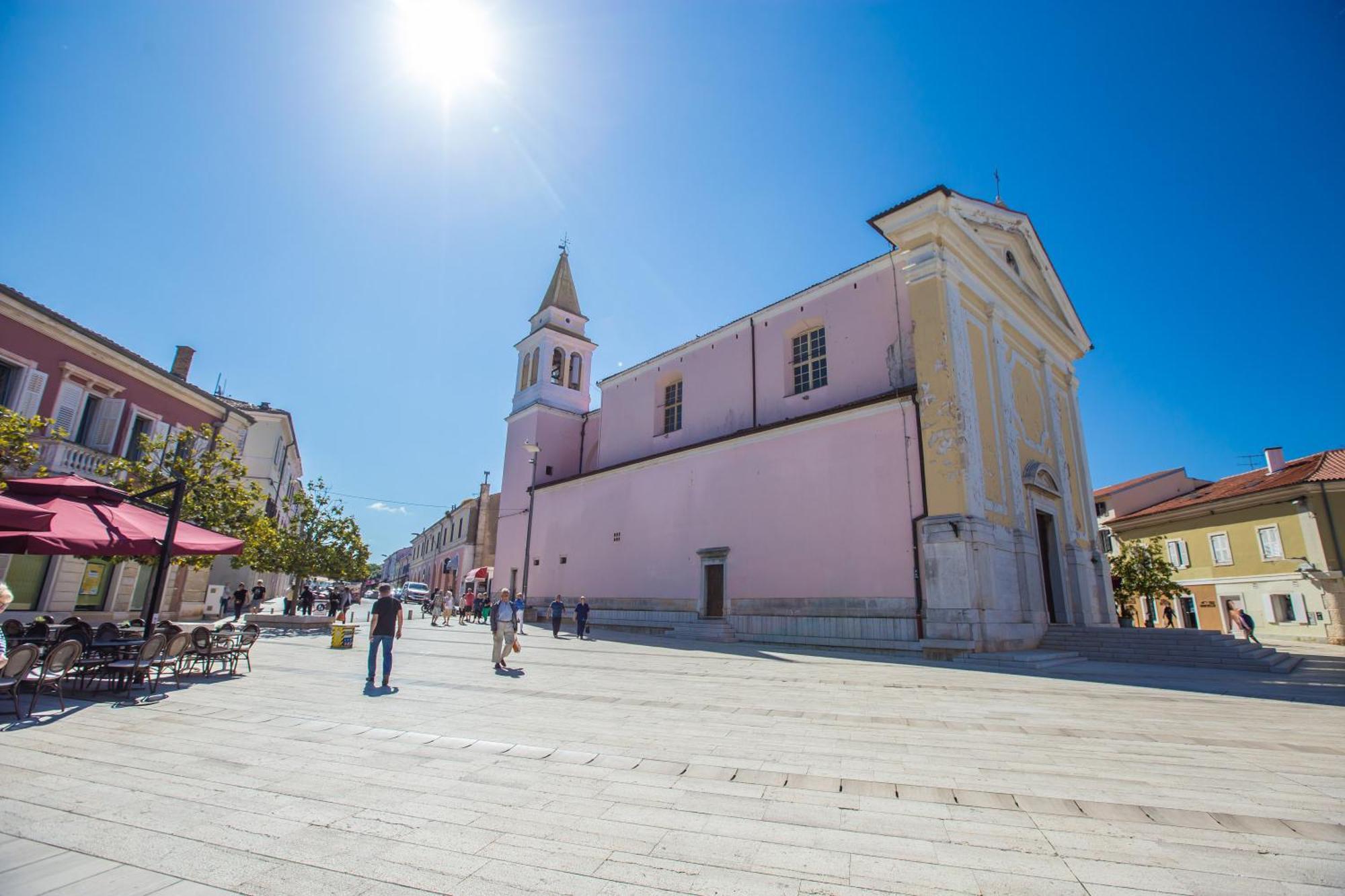 Mind Apartment And Rooms Porec Exterior photo